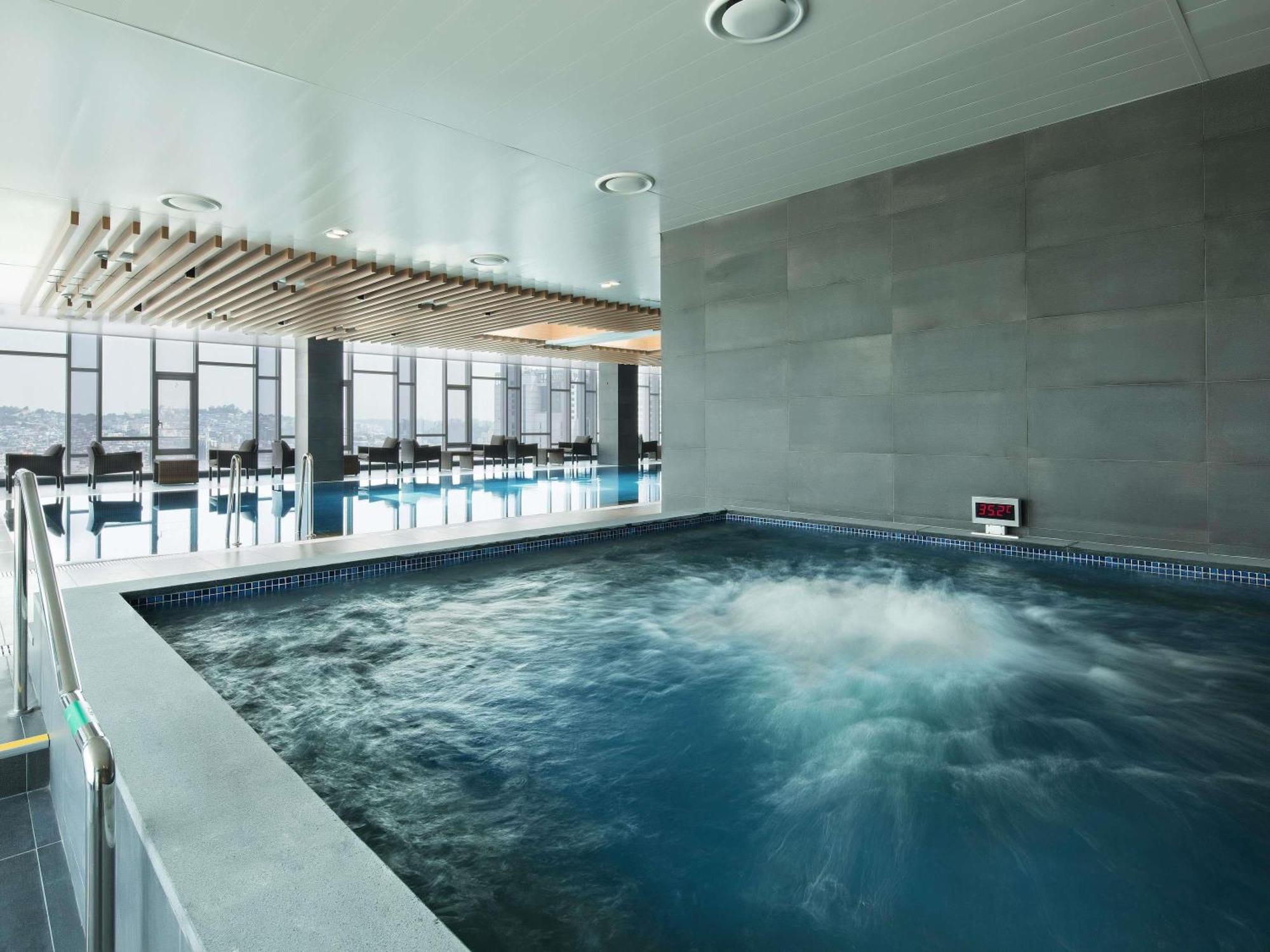 Hotel Novotel Ambassador Dongdaemun & Residences 5*